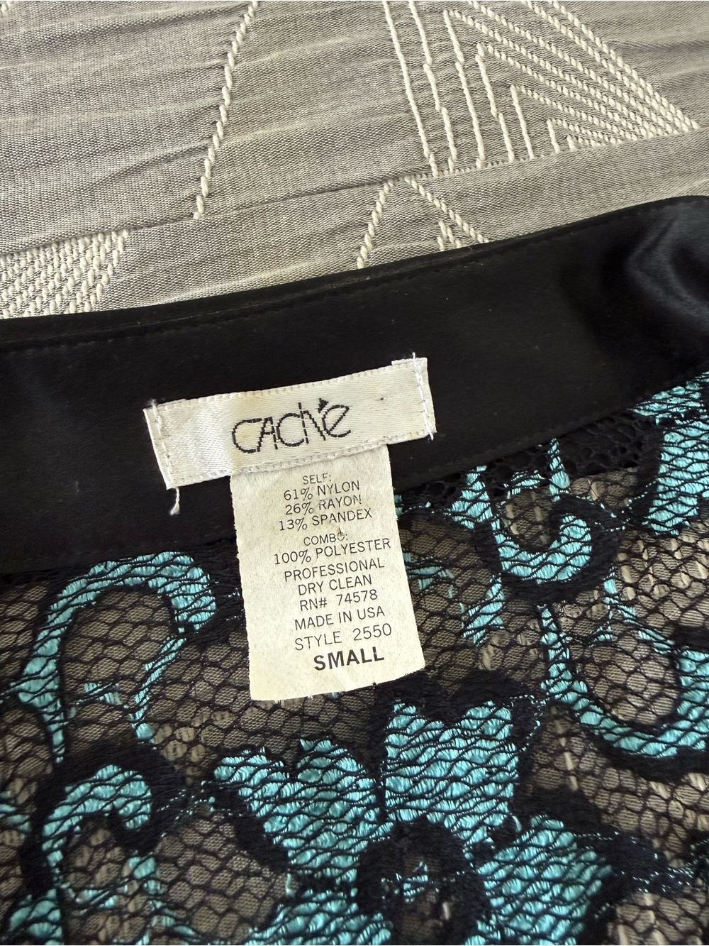 Caché Lacy Double Zip Blouse
| Black & Aqua Floral Lace Shirt | Vintage Y2K 90s - Picture 7 of 10